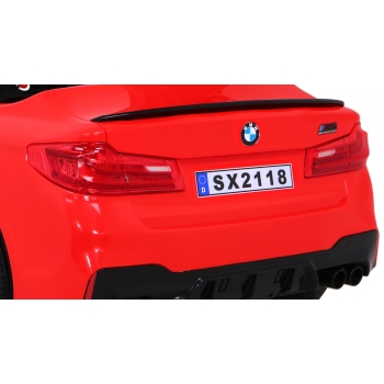 BMW M5 Czerwone